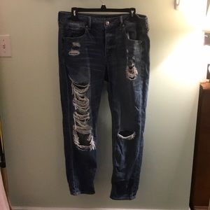 AE Tomgirl Jeans Size: 12 Regular